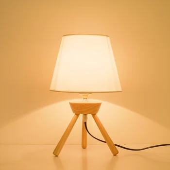 Прикроватная тумбочка для американской спальни Креативный тканевый декор Настольная лампа Nordic Simple Wood E27 Светодиодное освещение Для гостиной Рабочий стол