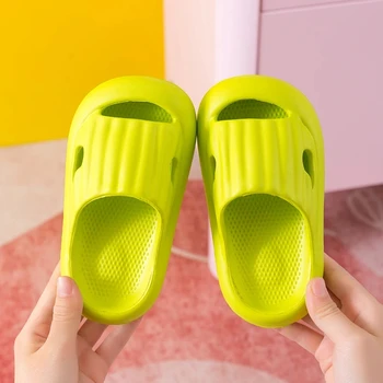 Детские тапочки, домашние тапочки для мальчиков и девочек, летние детские однотонные сандалии с мягкой противоскользящей подошвой