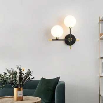 Стекло Рядом с лампой В спальне, настенный светильник с шаровыми абажурами на фоне гостиной, креативный гостиничный коридор в скандинавском стиле Рядом со светом
