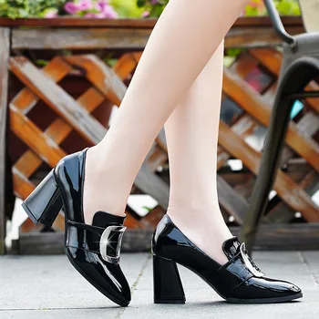 Женские туфли на высоком массивном каблуке с квадратной пряжкой, маленькие кожаные туфли в британском стиле, брендовые женские туфли-лодочки без застежки на шпильке, женские туфли-лодочки из замши и кожи