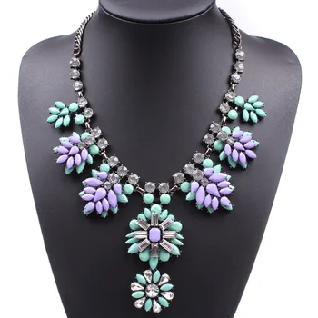 Новая модная вечеринка Цветная смола Кристалл Красочное Цветочное ожерелье Кулон Большие ювелирные изделия для женщин
