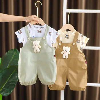 Детская летняя одежда 2023 Лето, новый детский мультяшный трехмерный медведь, Тонкая модель, подтяжки, костюм-двойка