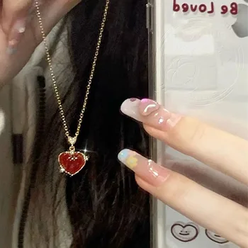Женское летнее ожерелье в стиле красного сердца, аксессуары для ожерелья в стиле INS, легкий роскошный дизайн ожерелья, высококачественная цепочка для ключиц